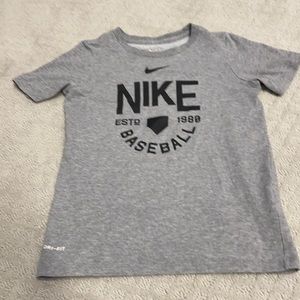 Nike boys size xs